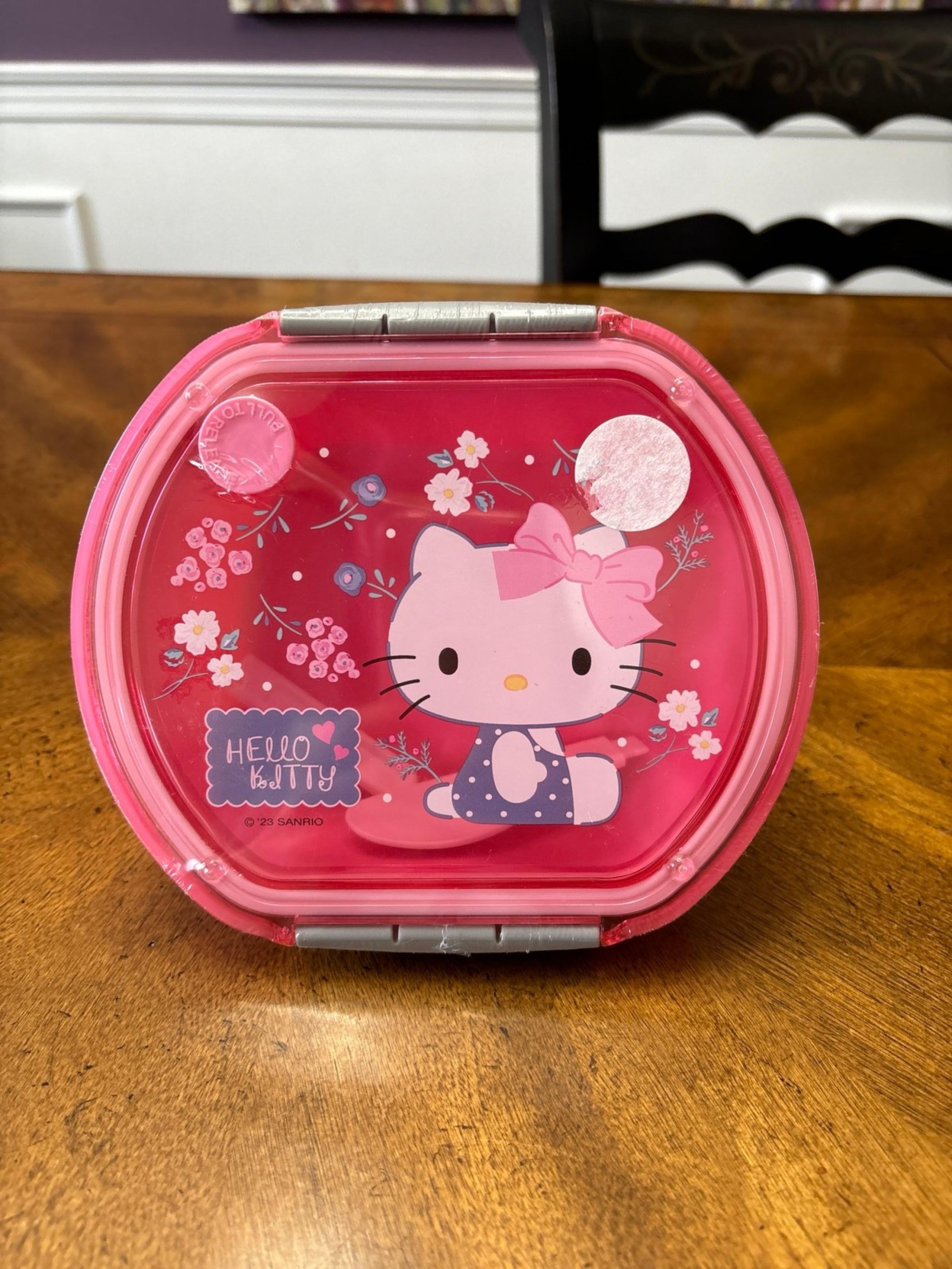 Hello Kitty bento/lunch box container