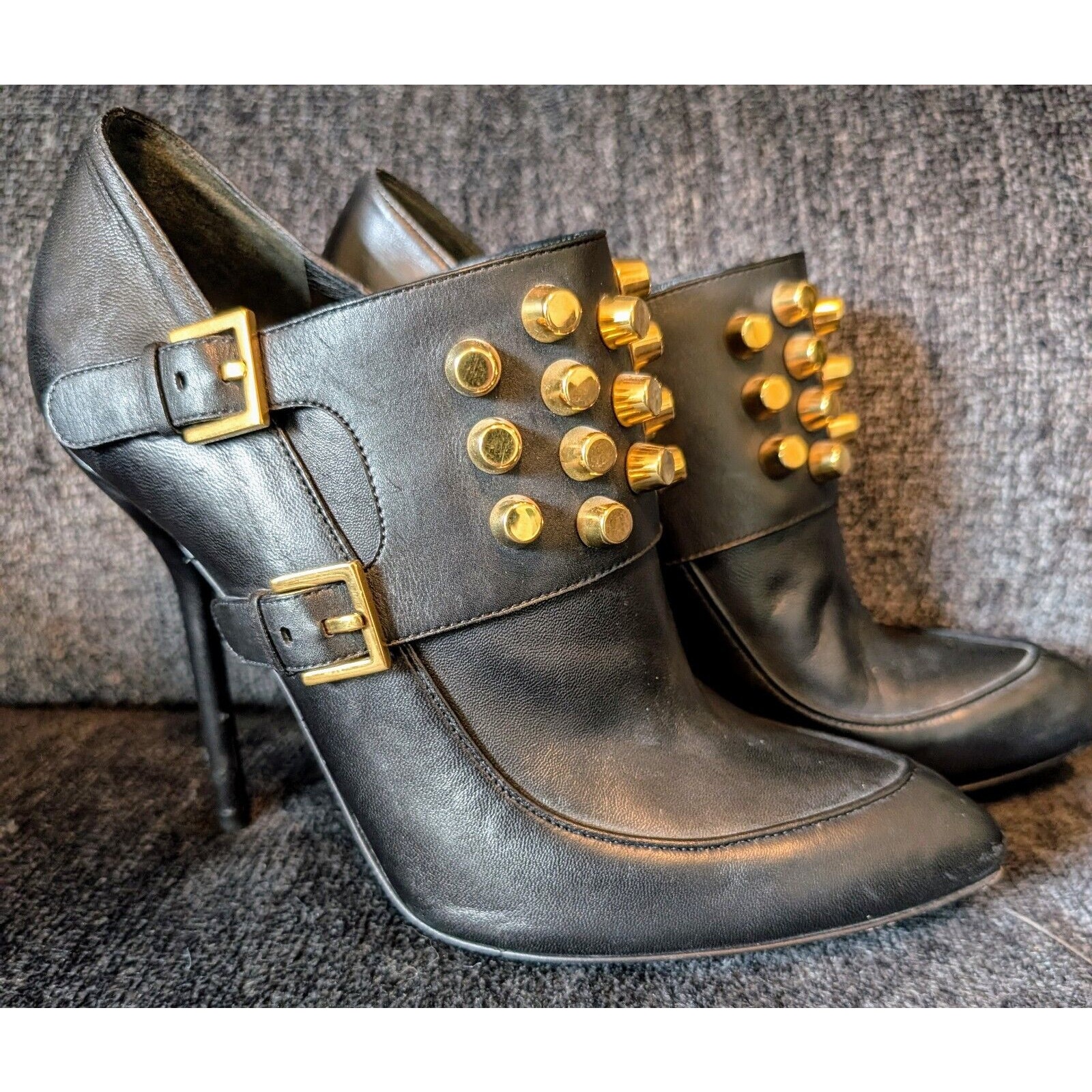 Women's Gucci Gold Studded TOM Ankle Booties Sexy 4 Stiletto Heels Size 38 7.5