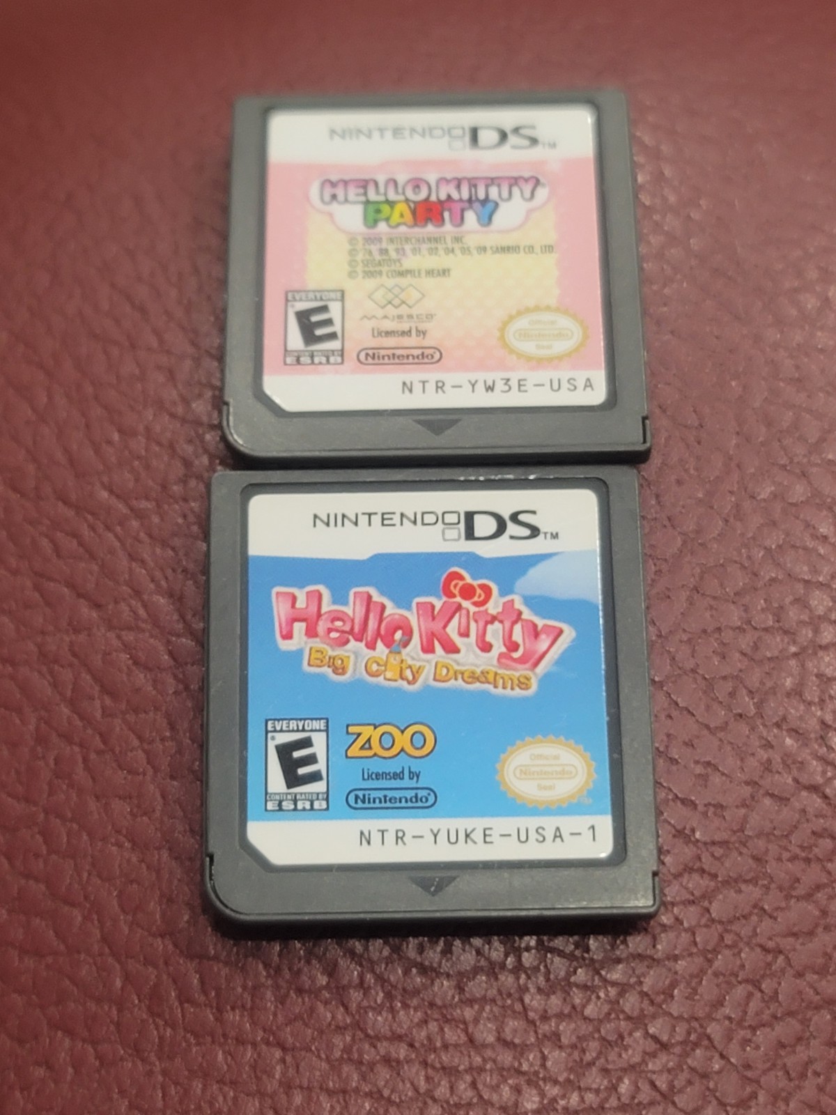 Nintendo DS 2 HELLO KITTY GAMES COMBO