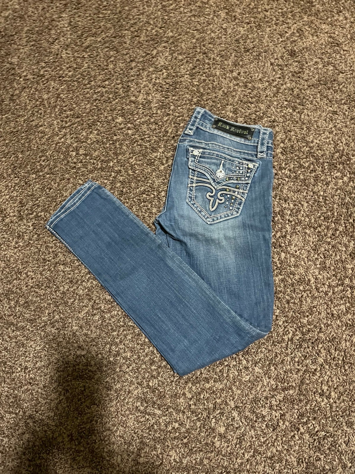 Rock Revival Celine size 28 skinny jeans