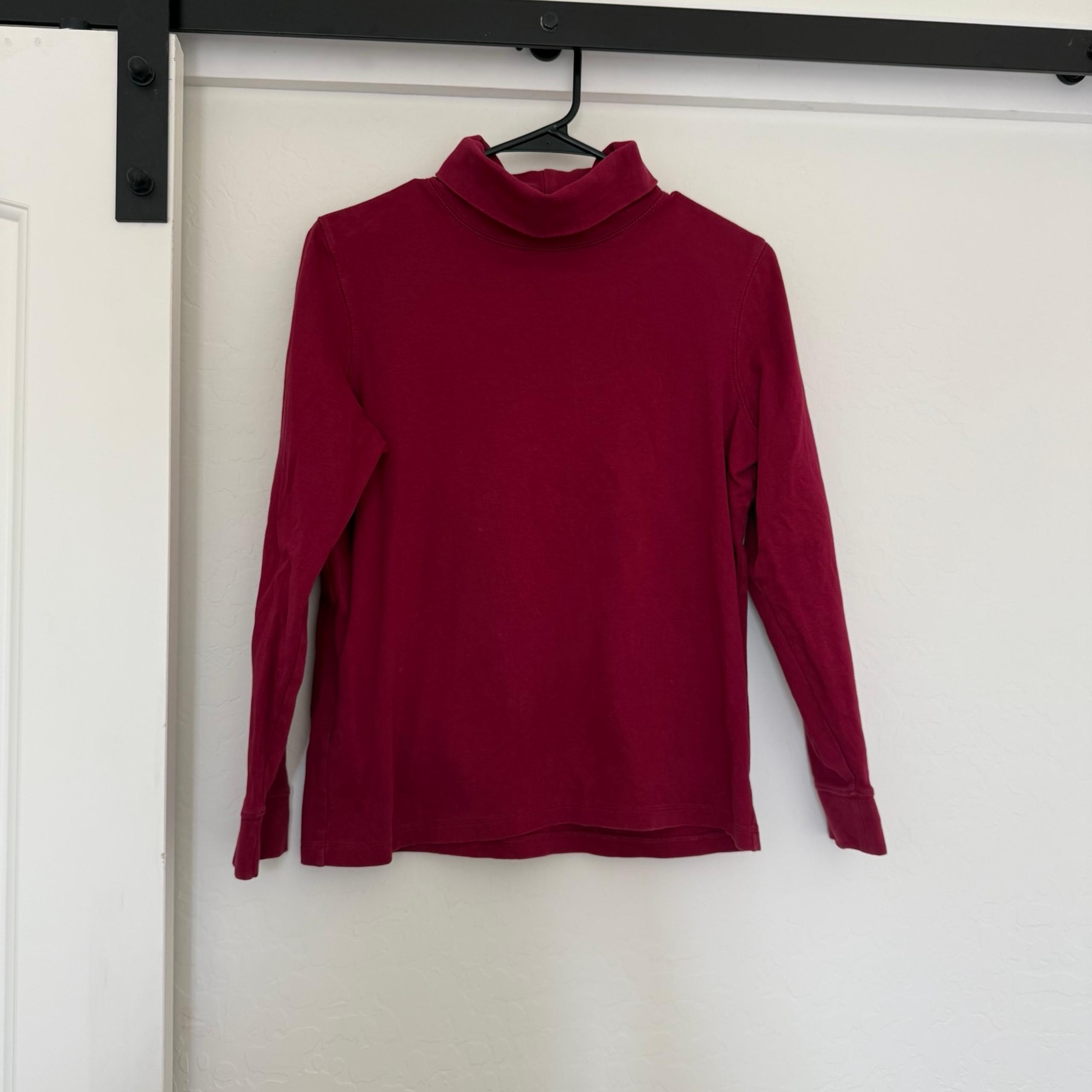 L.L Bean Classic Women’s Red Turtleneck Vintage Cotton Basic Winter Casual Med