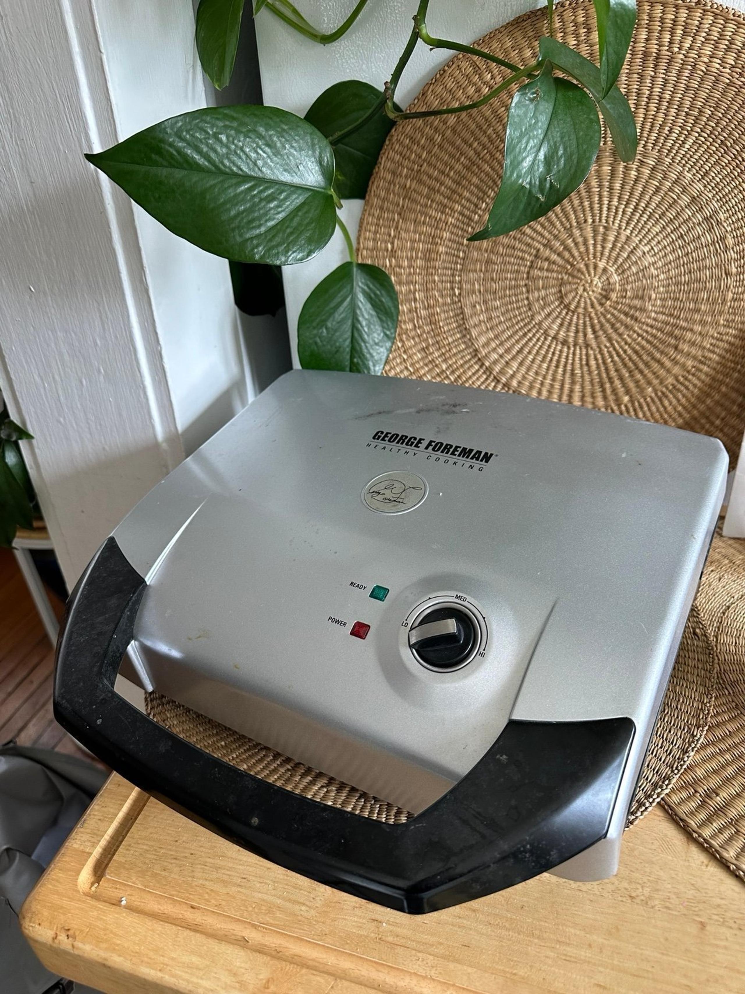 George Forman Healthy Cooking grill  Model GR0059P