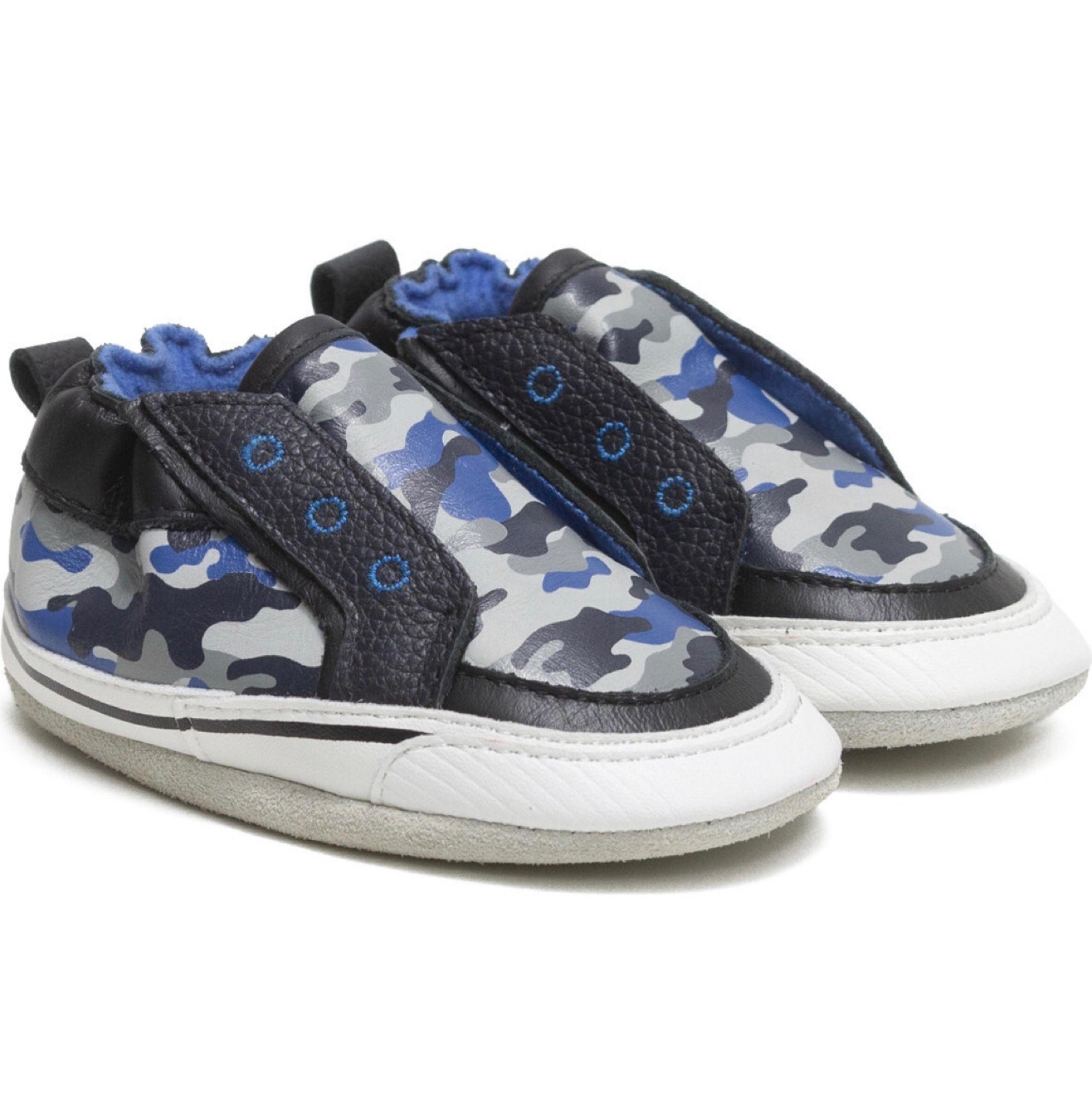 Robeez infant shoes blue camo size 6-12 months NWT