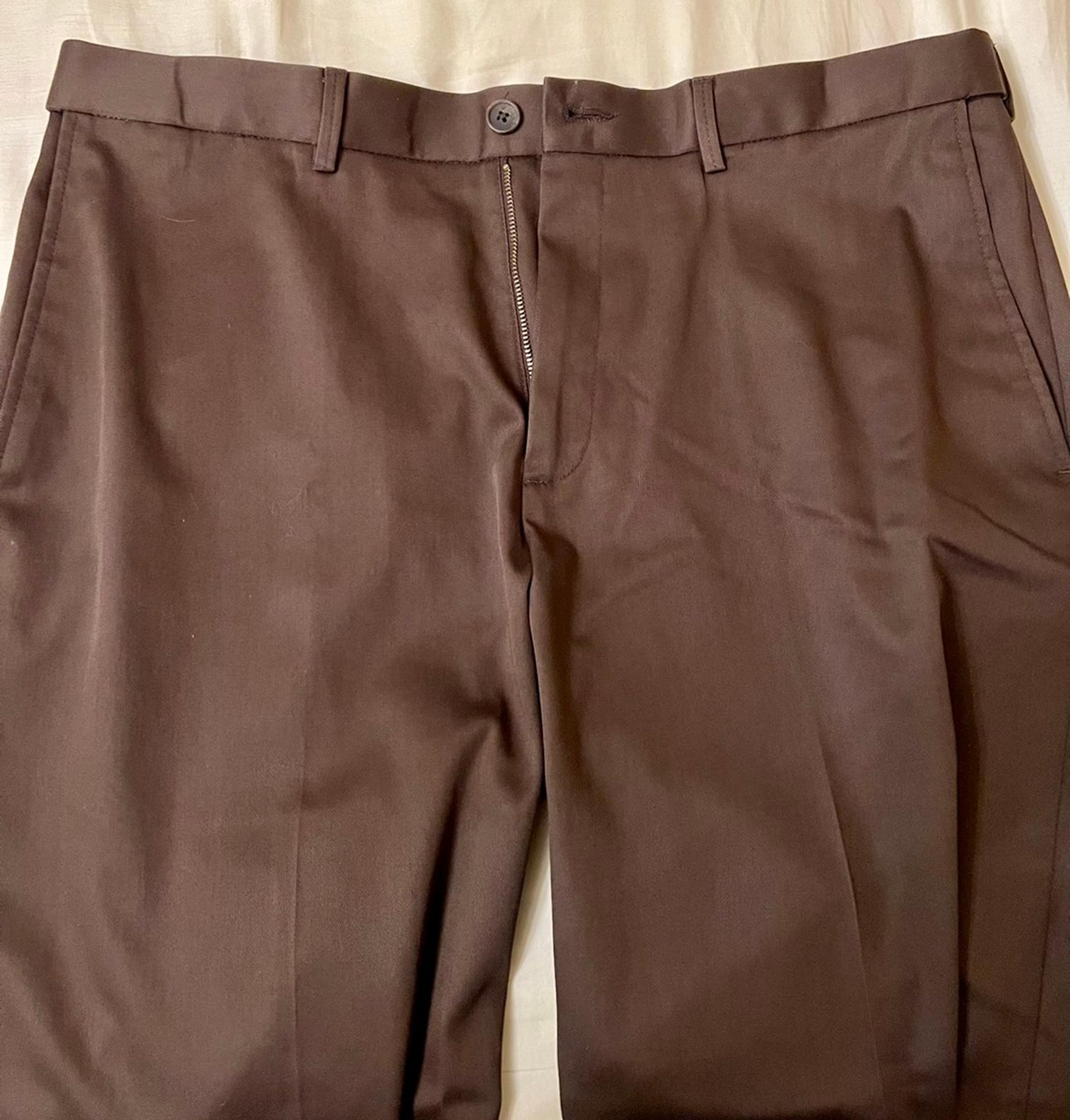 NWOT - Brown Haggar no-iron mens dress pants , Size 38x30.