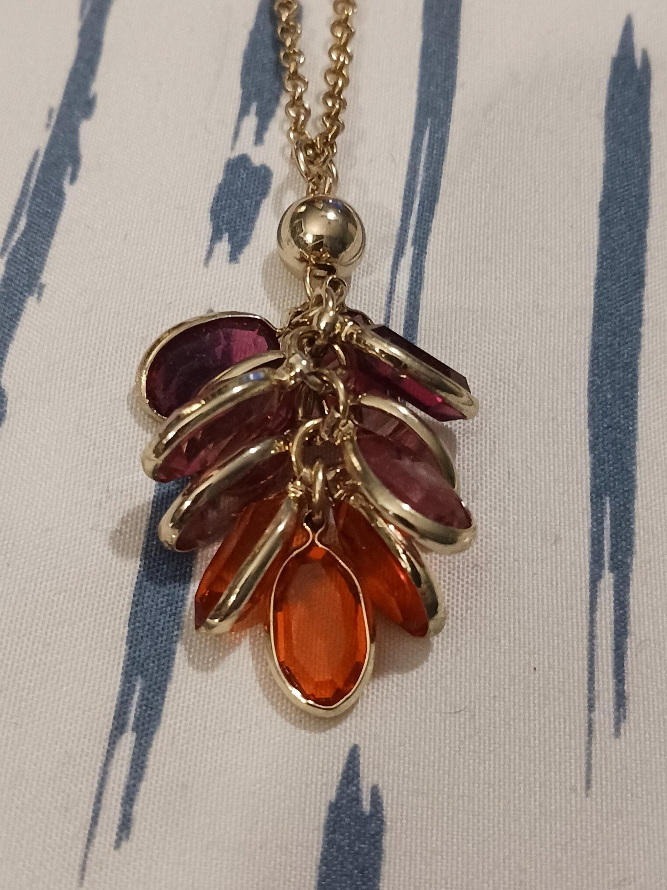 Like-New VERA BRADLEY Necklace