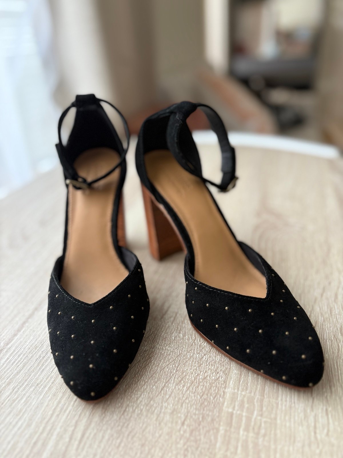 Soludos Collette Studded Black Suede Stucked Heel Size 7.5