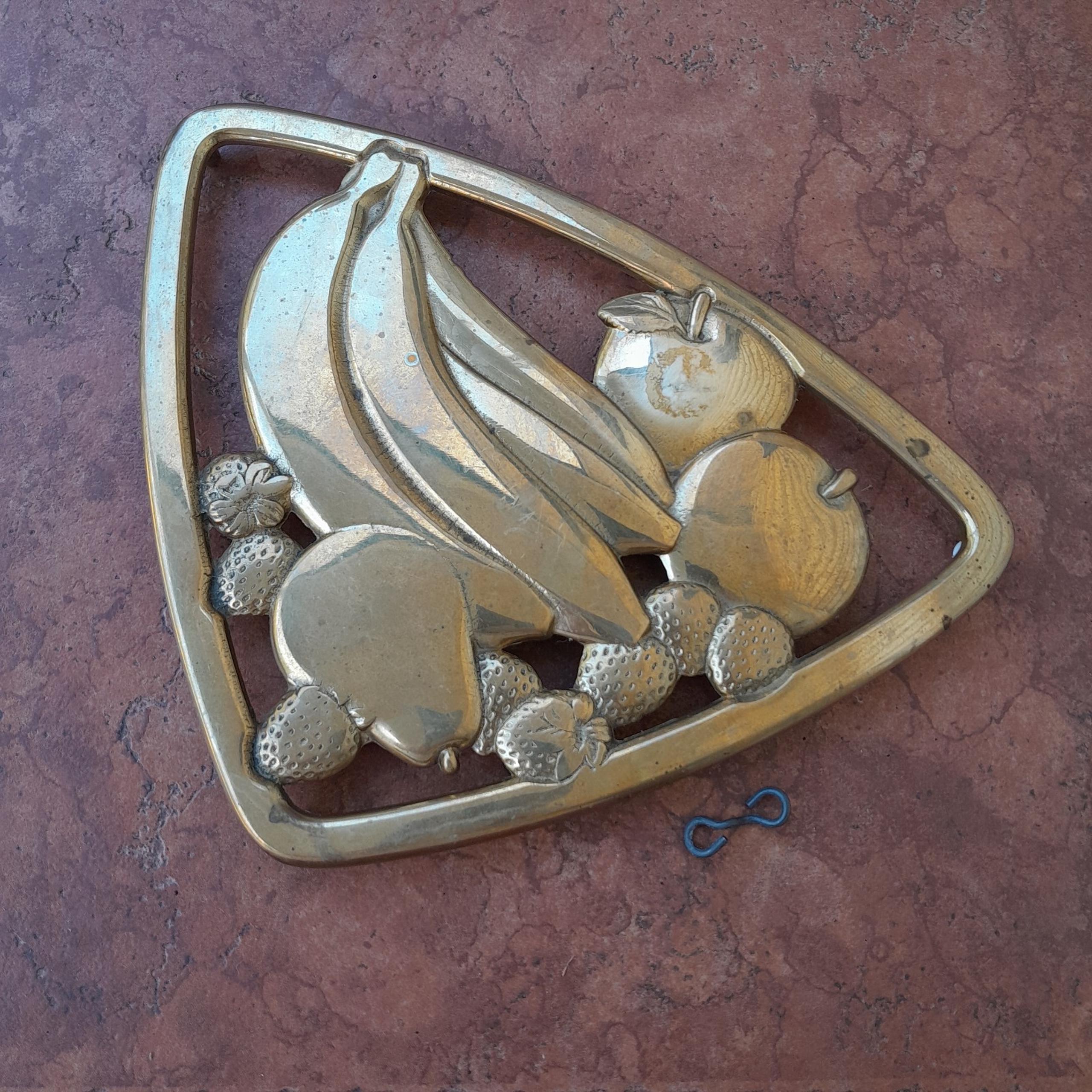 Gorham Brass Trivet Fruit Banana Apples Pear Strawberries BR-37 Italy 1983