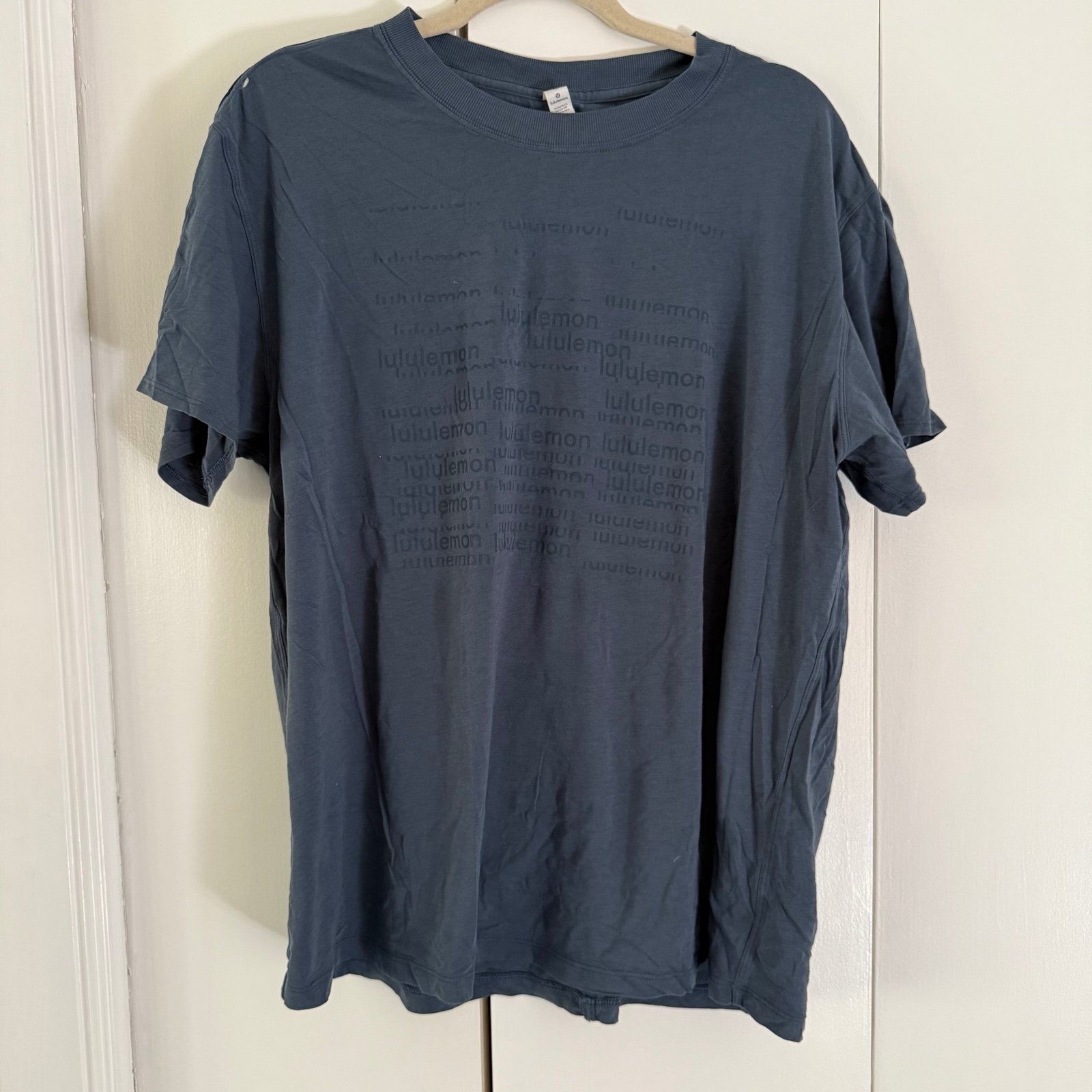 Lululemon graphic all yours tee