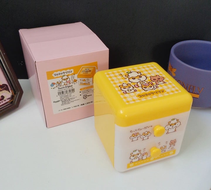 Sanrio Hello Kitty 2022 Corocorokuririn Memories Plastic Mini Storage Chest New