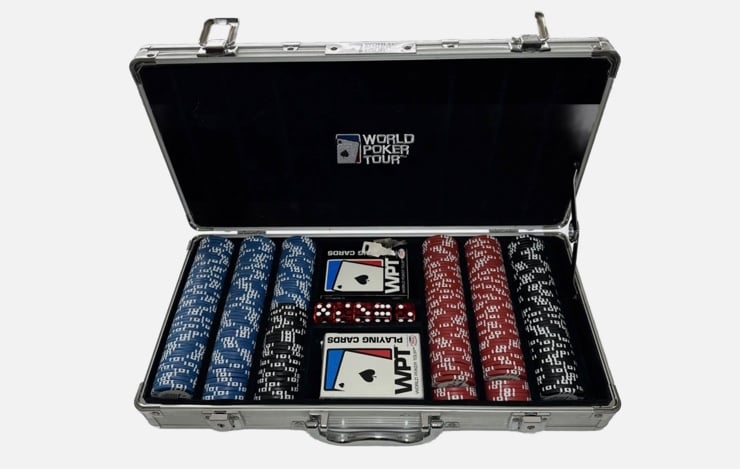 World poker tour tournament set with case