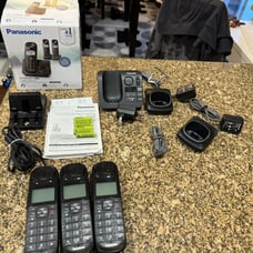 Panasonic KX-TGL433B DECT 6.0 3-Handset Cordless Phone Set Rechargeable Digital