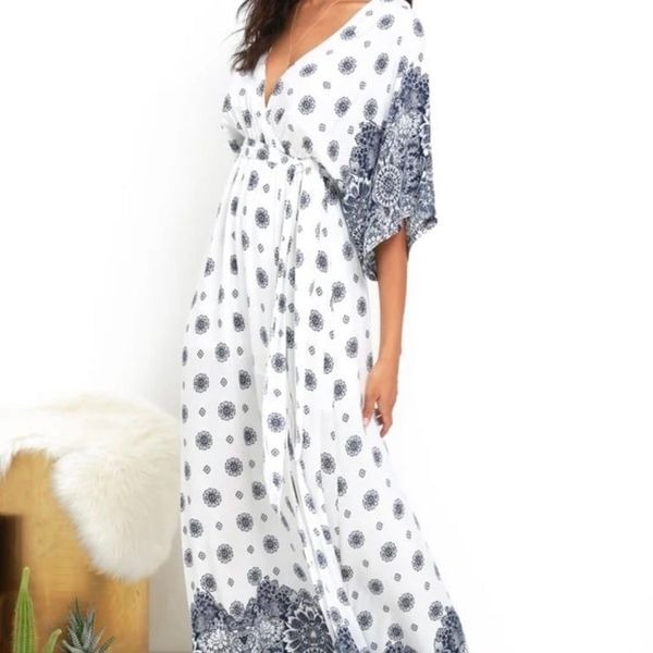 Lulu's South of France Blue and Ivory Print Maxi Dress