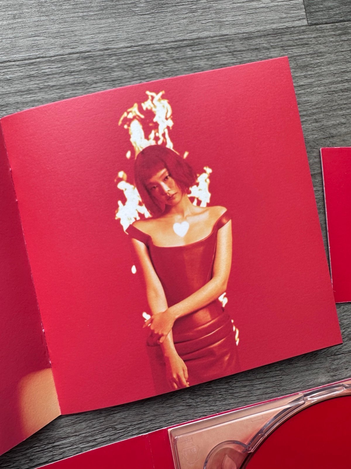 JENNIE 'RUBY' ALBUM (DIGIPACK)