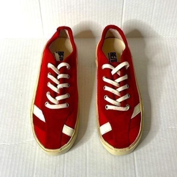 Re/done 70’s low top runner sneaker red/ white new without box 37