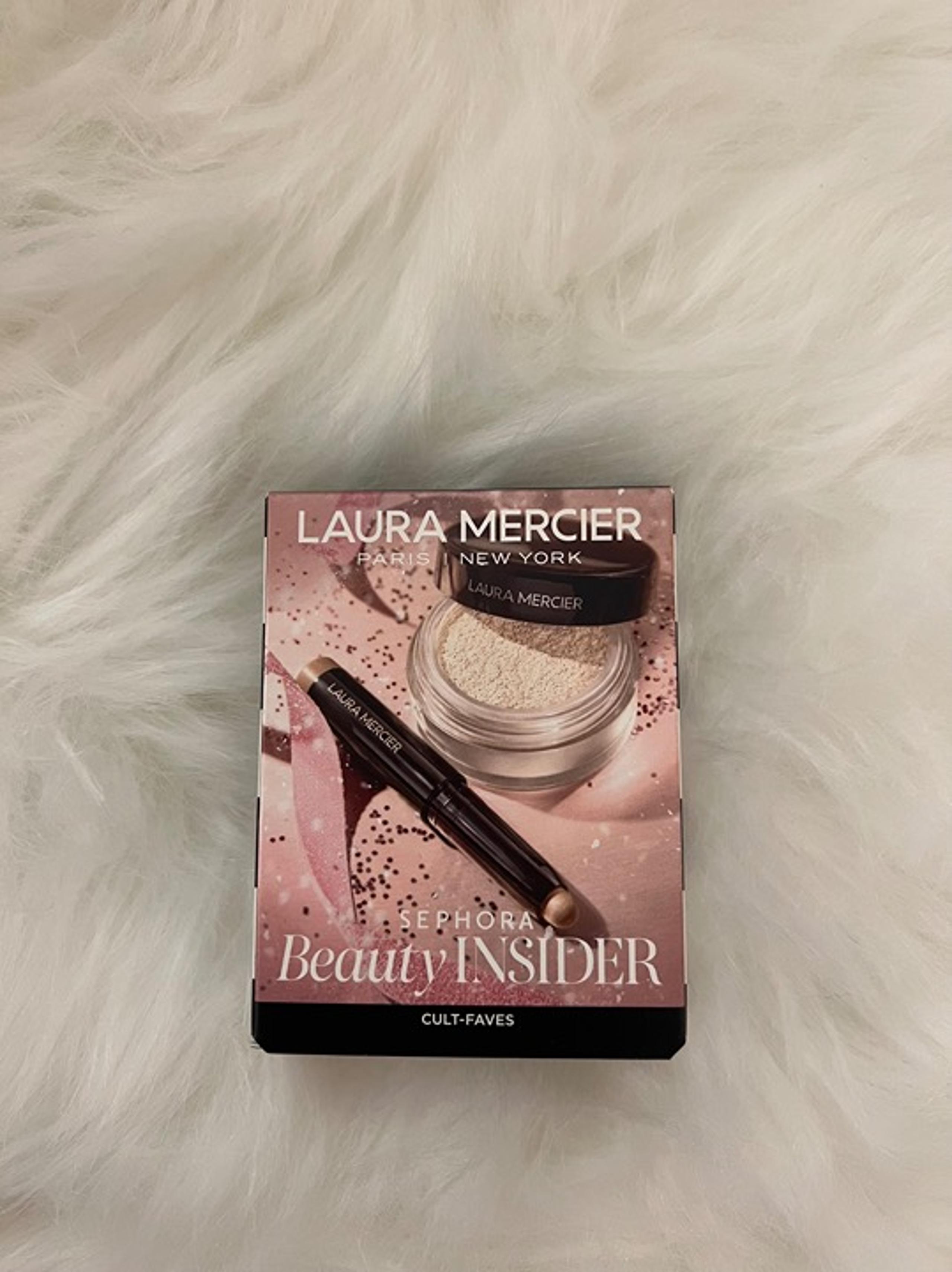 Laura Mercier makeup set