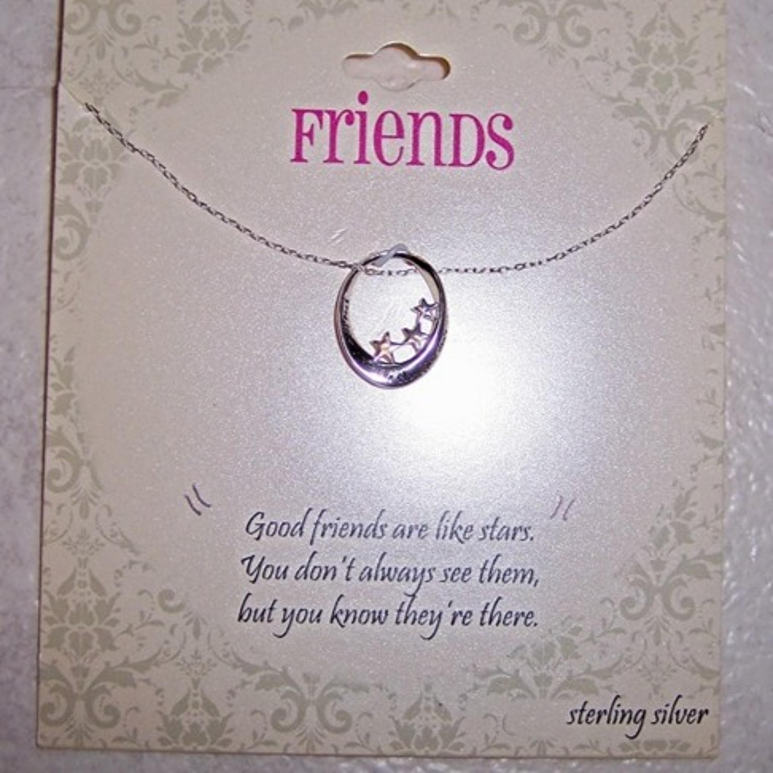 Footnotes FRIENDS Sterling Silver Star Necklace NWT Brand New