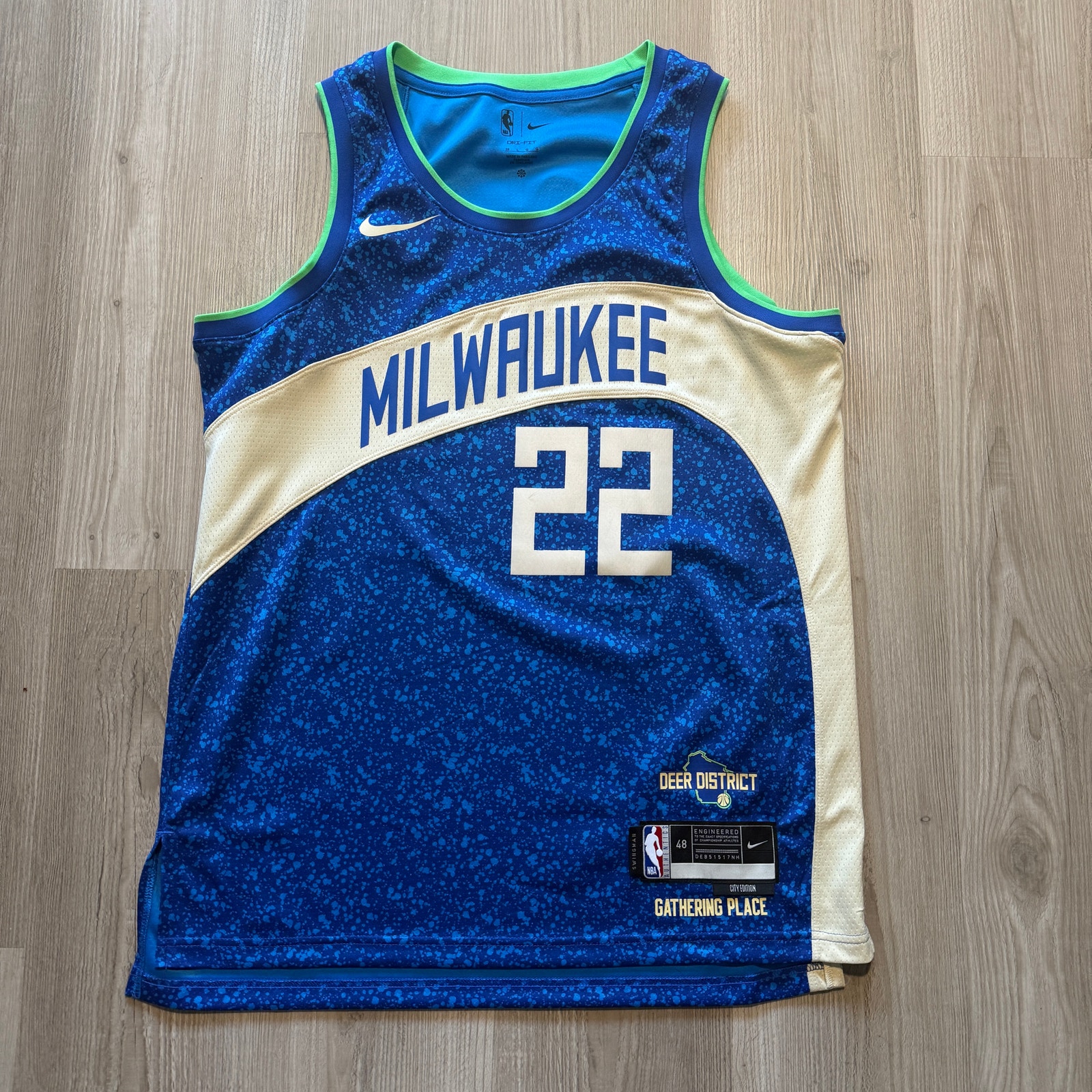NWOT Men’s Nike Swingman Khris Middleton Milwaukee Bucks City Edition Jersey 48