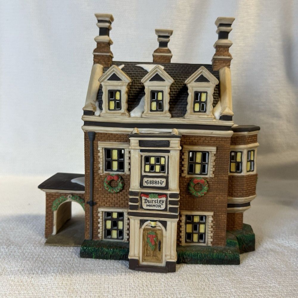 Dept 56 Heritage Collection Dickens Village Series Dursley Manor 58329 Retired
