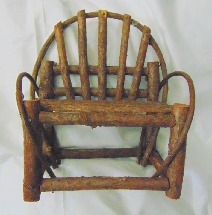 RUSTIC BENTWOOD WOODEN DOLL BENCH DISPLAY SEATING AREA MEASUURES: 7 WIDE