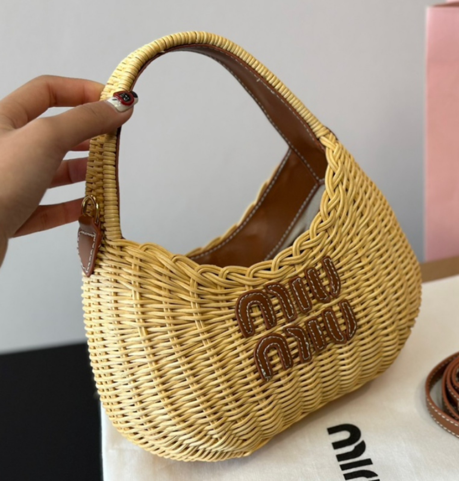 straw bag