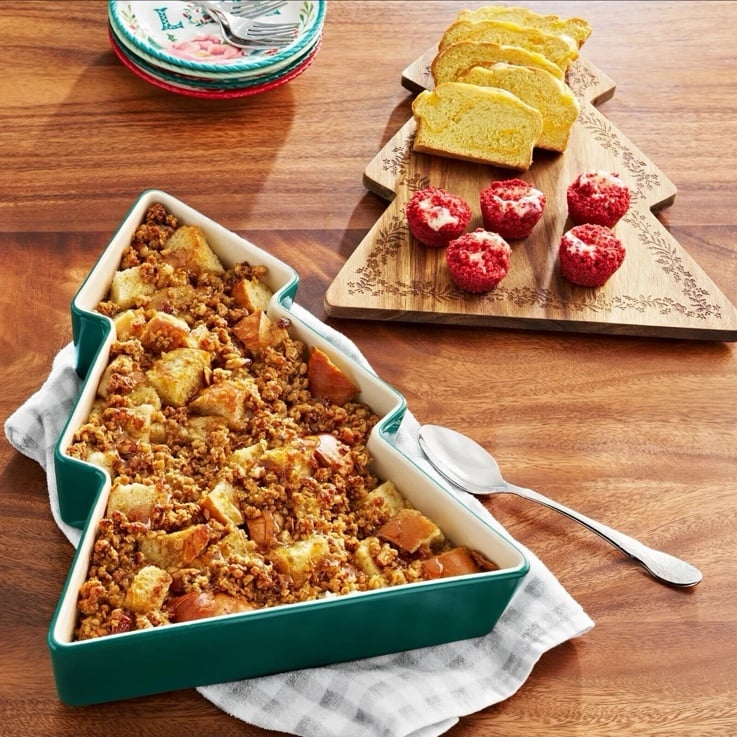 Pioneer Woman Merry Meadow 12-inch Ceramic Tree Baking Dish w/Wood Serving Lid