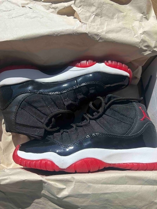 2001 Air Jordan 11 Retro (GS)