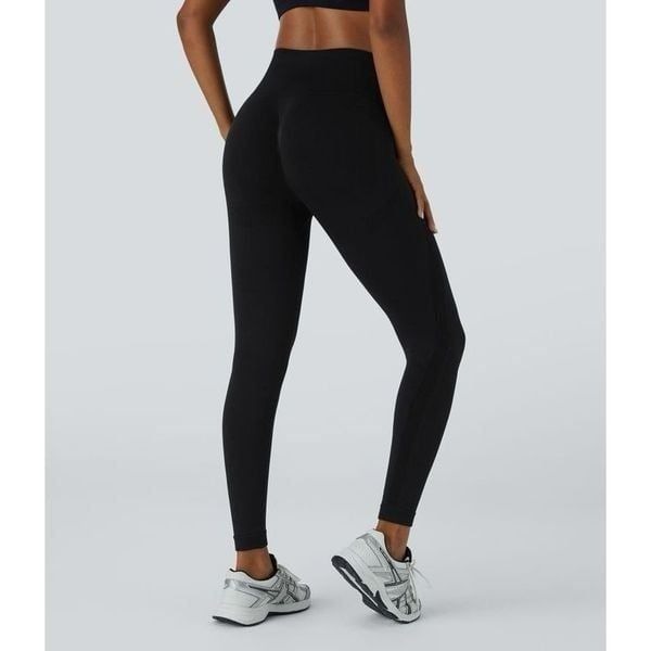 Halara Seamless Flow High Waisted Ruched 7/8 Yoga Leggings Black Size M NWT