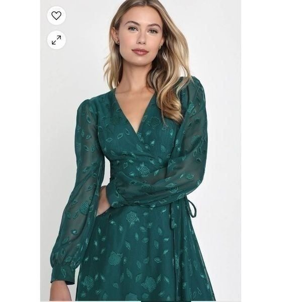 Lulus Women’s Evening of Elegance Emerald Green Floral Jacquard Wrap Midi Length - detail