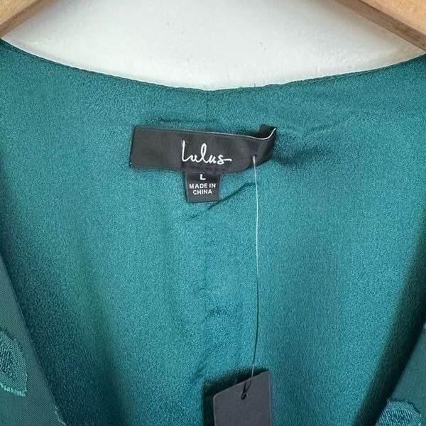 Lulus Women’s Evening of Elegance Emerald Green Floral Jacquard Wrap Midi Length - detail