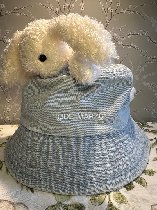 13 De Marzo Denim bucket hat blue