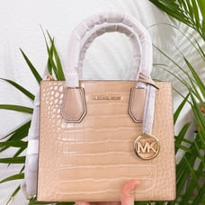 Michael Kors Mercer MD Messenger