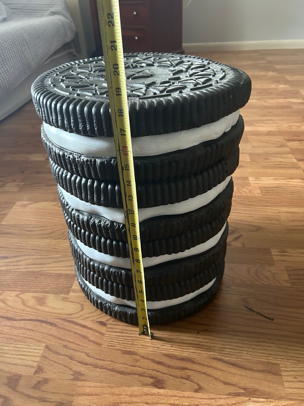 Oreo Cookie Stool (TikTok)