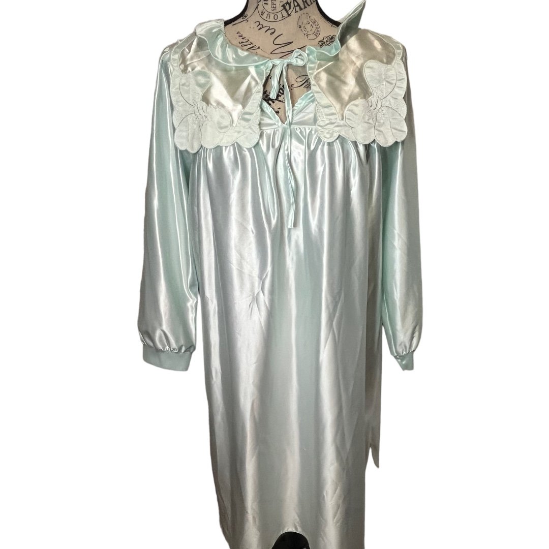 NWT Vintage Featherbed Nightgown