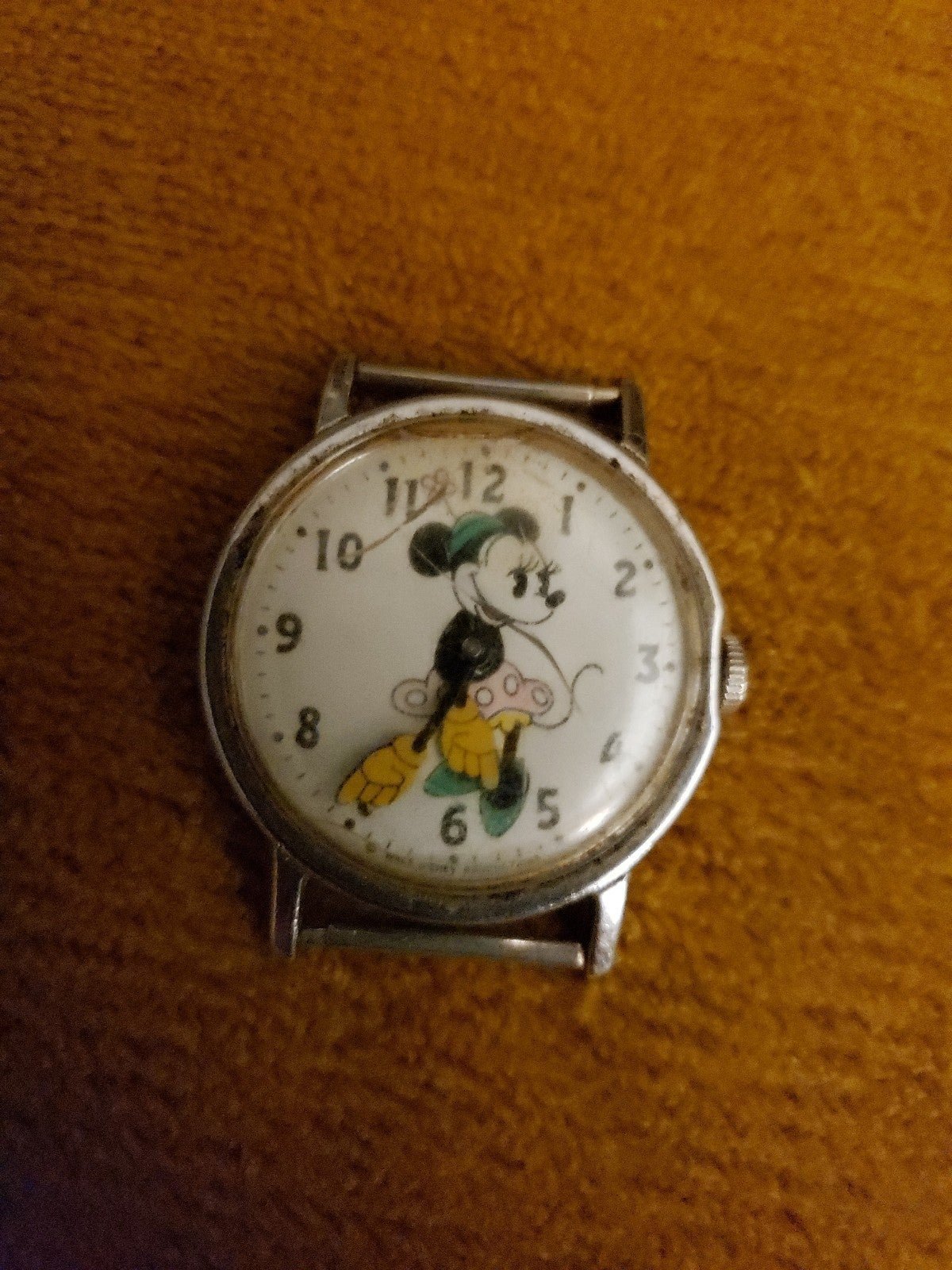 MINNIE MOUSE WATCH