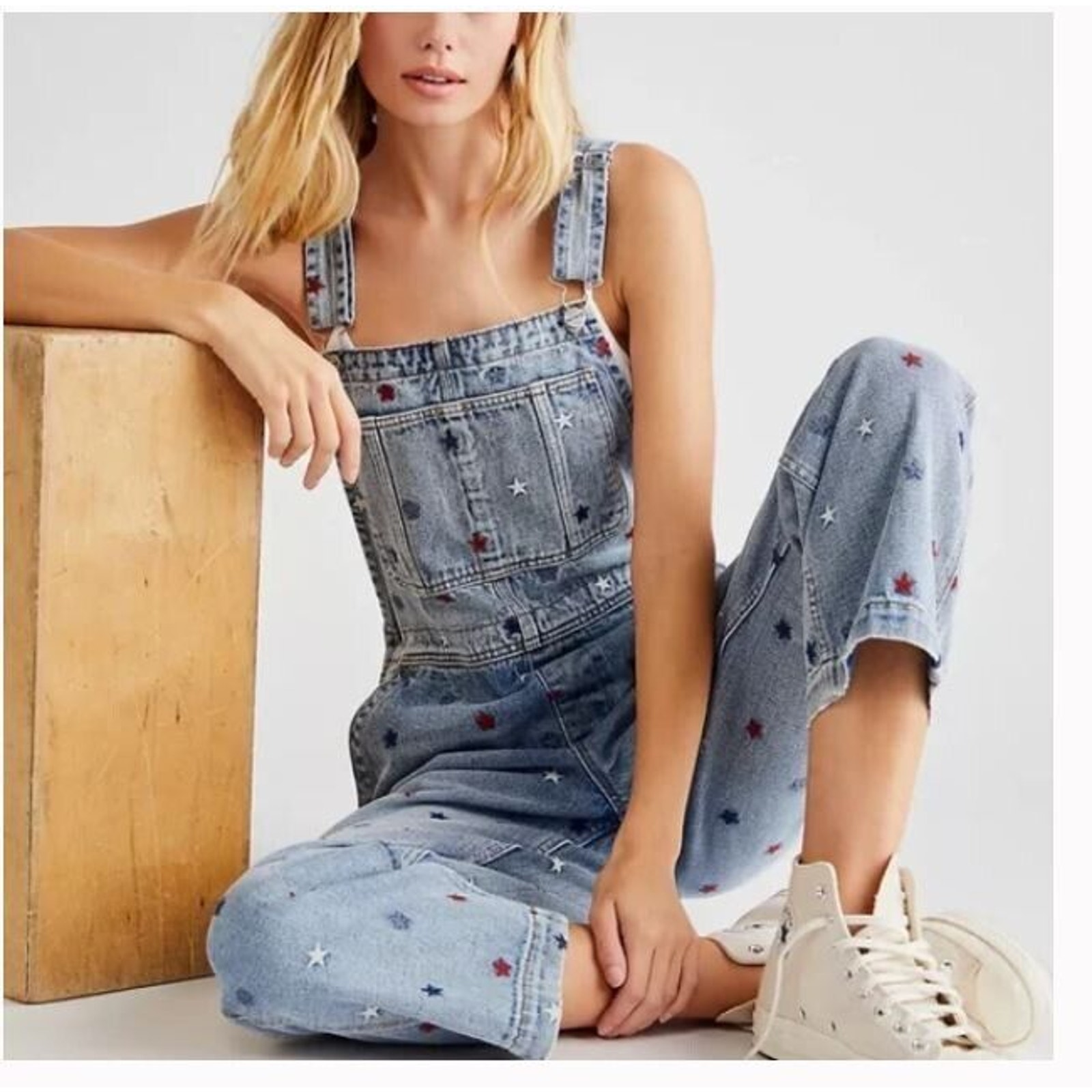 Free People X Driftwood Sz M Star Spangled Embroidered Overalls