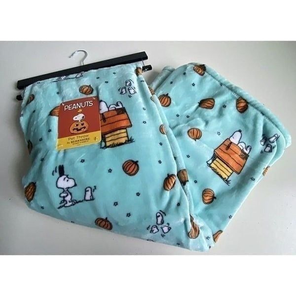 Peanuts Soft Blanket Throw Snoopy Woodstock Pumpkin Halloween Teal 50X70” NEW