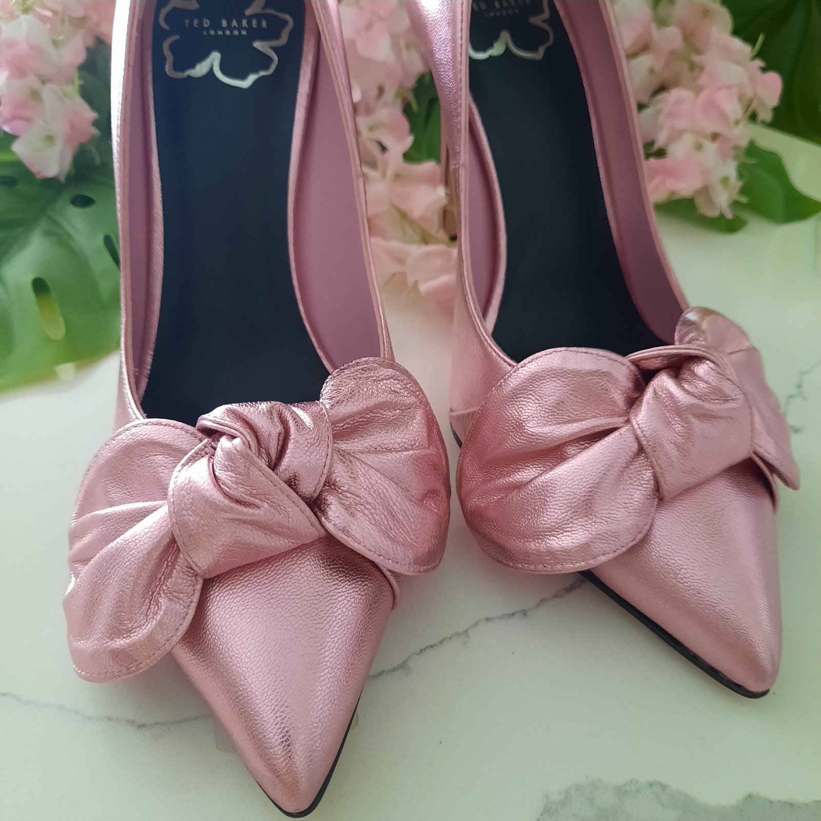 NEW Size 38 TED BAKER RYAL Metallic pink pumps with bow