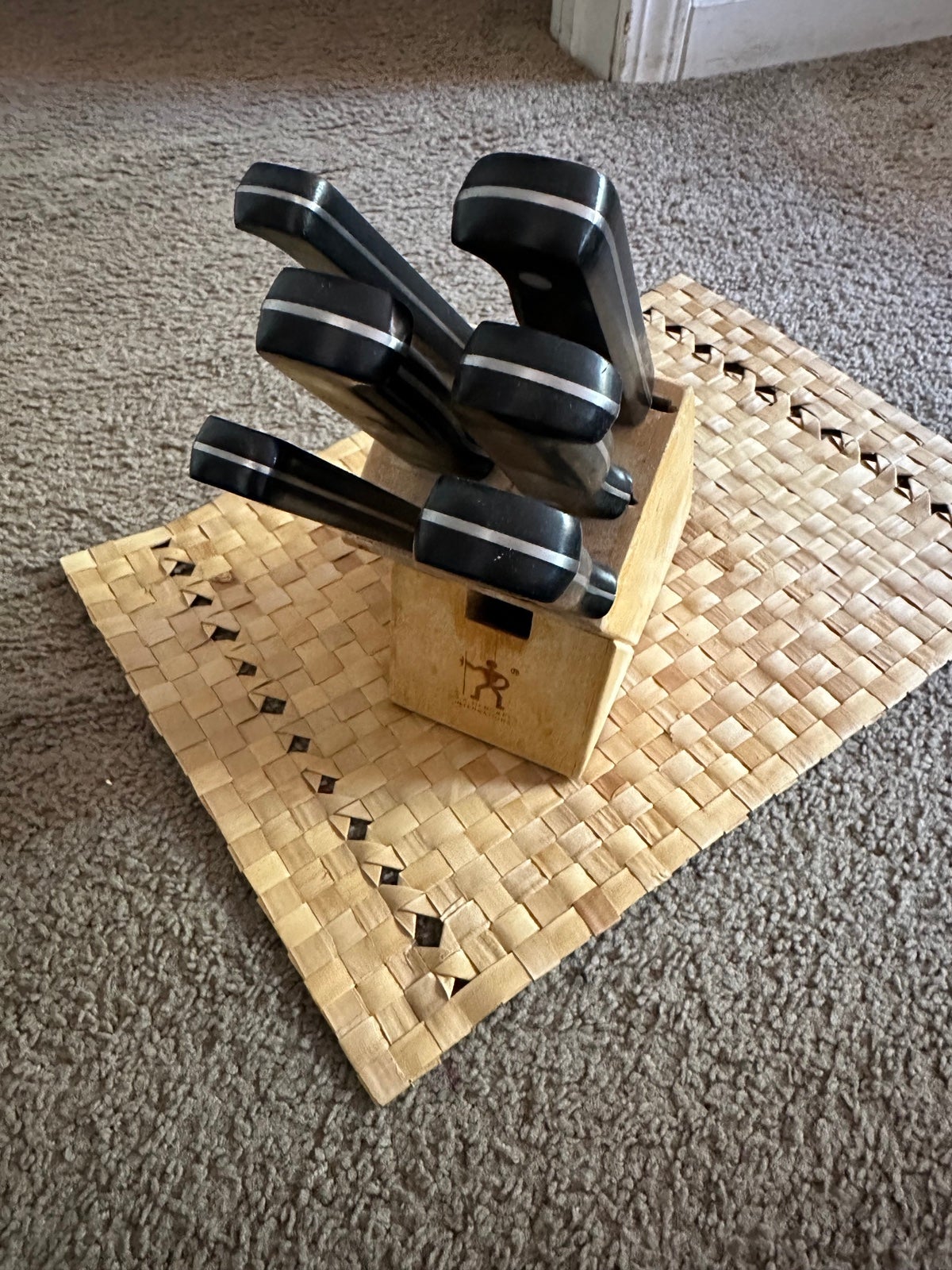 Zwilling J.A. Henckels Pro 7 Pieces Studio Slim Knife Block Set