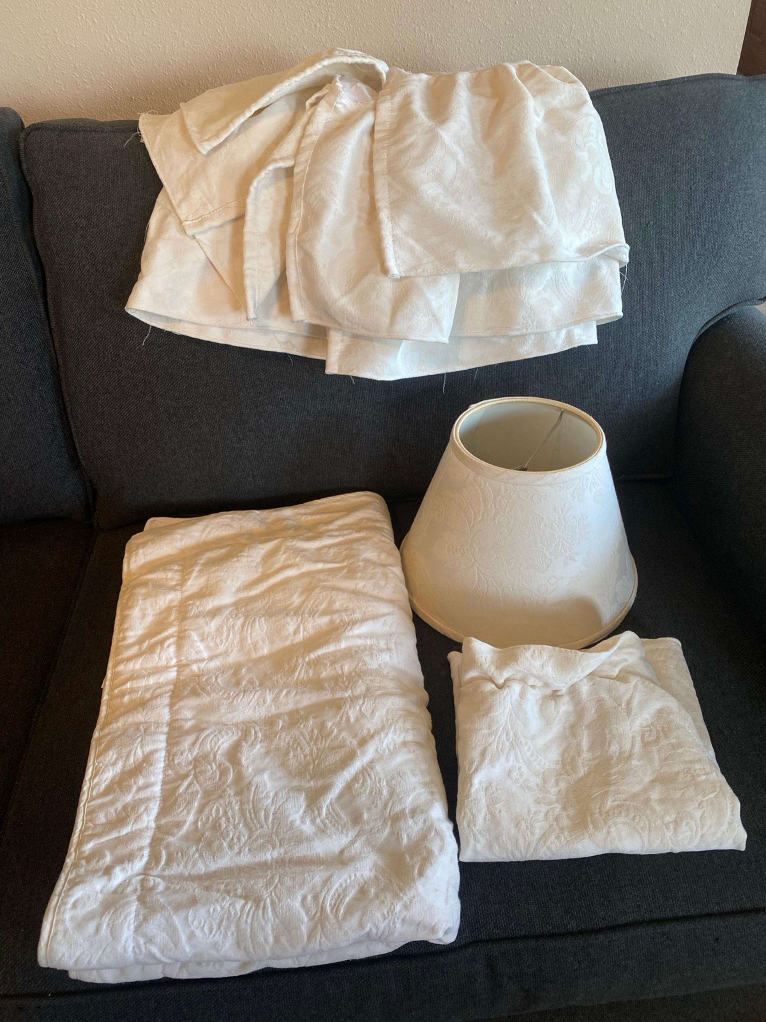 4-Piece White Crib Set