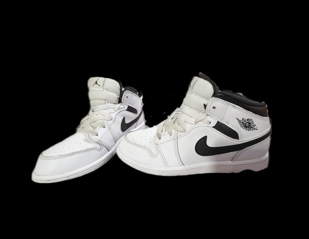 Kid's Air Jordan 1 Mid/ White/Black/ Size 3