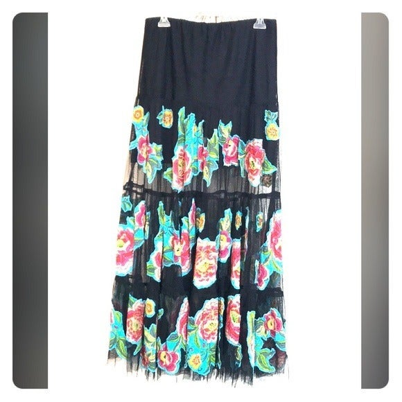 John Mark black roses maxi tulle skirt M