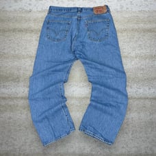 Vintage Levis Jeans 501 Regular Straight Fit Medium Wash Denim Button Fly Y2K