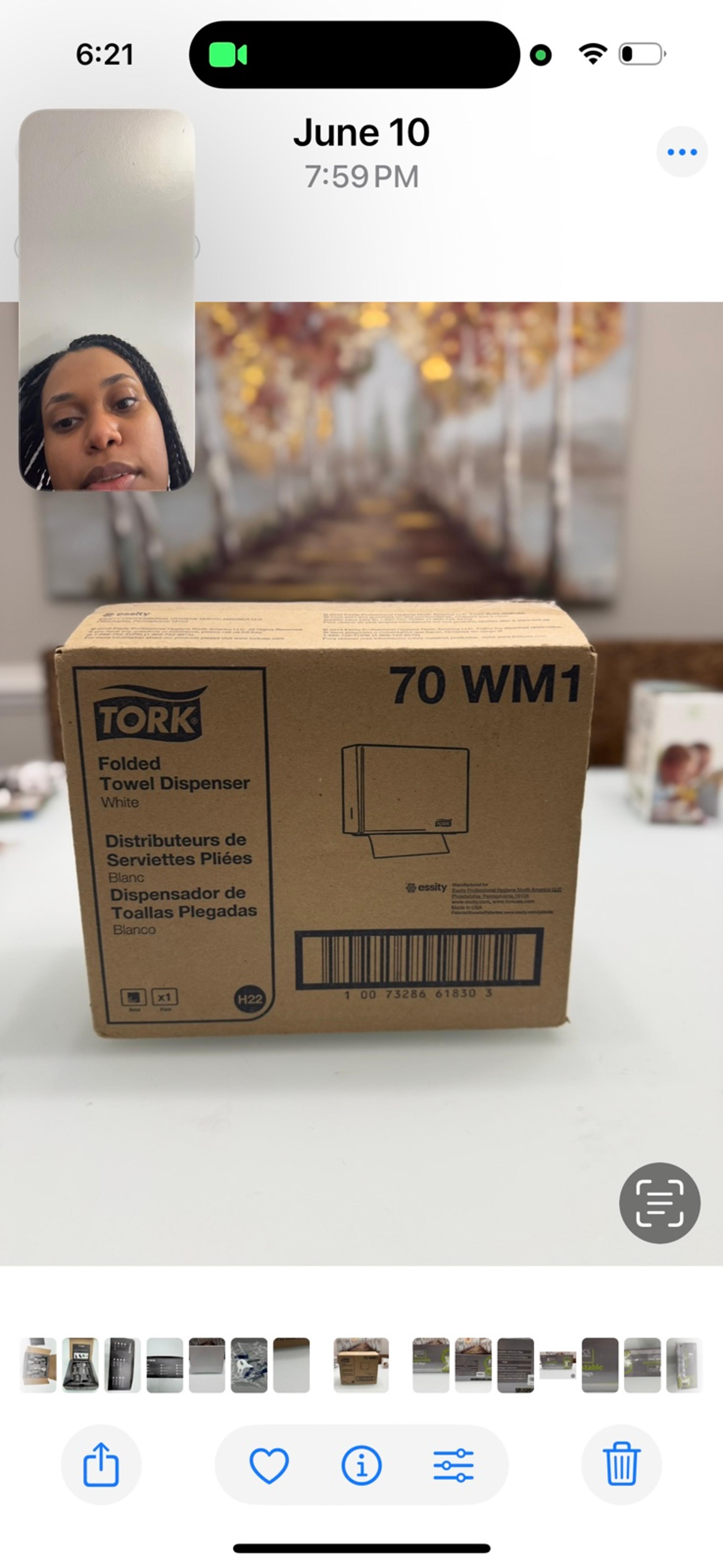 Folded Paper Towel dispenser