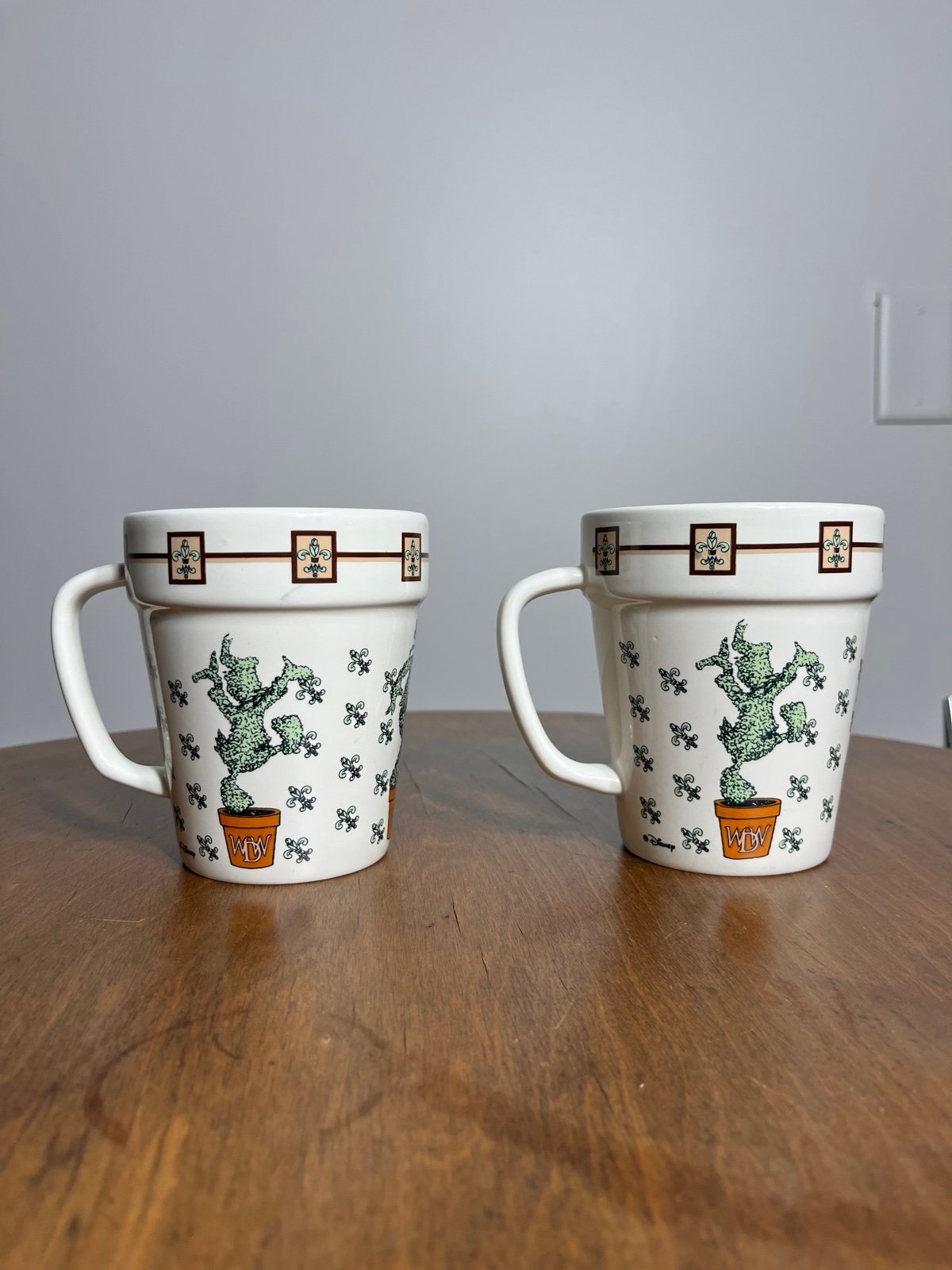 Rare VTG USA Disney Character Mickey Topiary Mug Set of 2