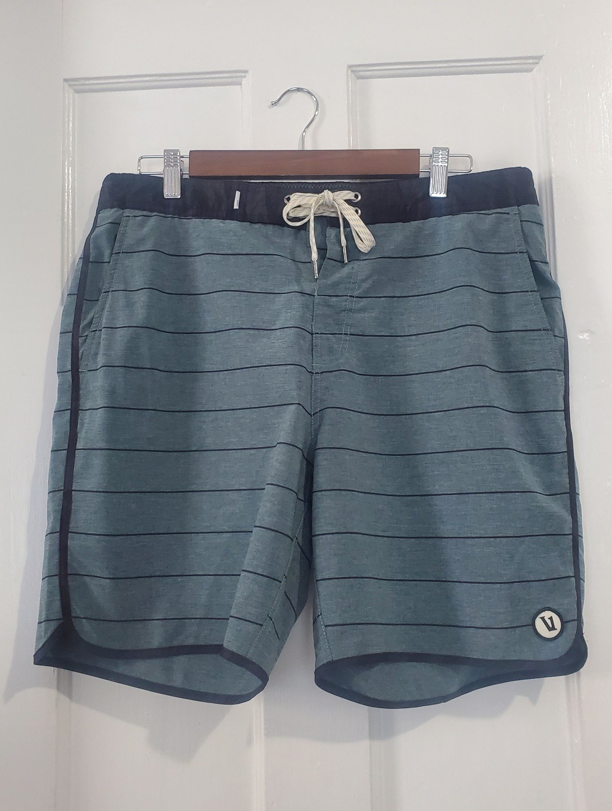 vuori Swim Shorts Size: 34