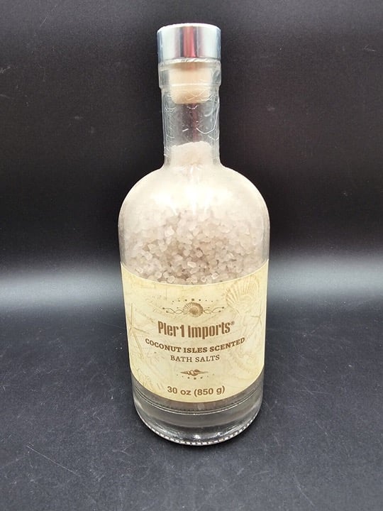 Pier 1 Coconut Isle Scented Bath Salts SEALED 30 OZ