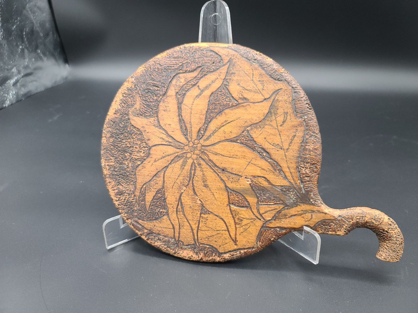 Pyrography hand mirror