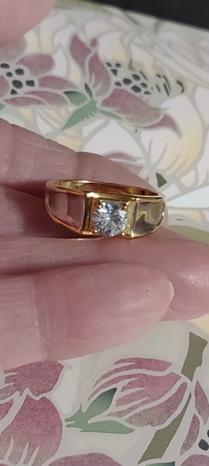 men's size 9 white & yellow gold fill 925 Sterling and lab culture diamond ring
