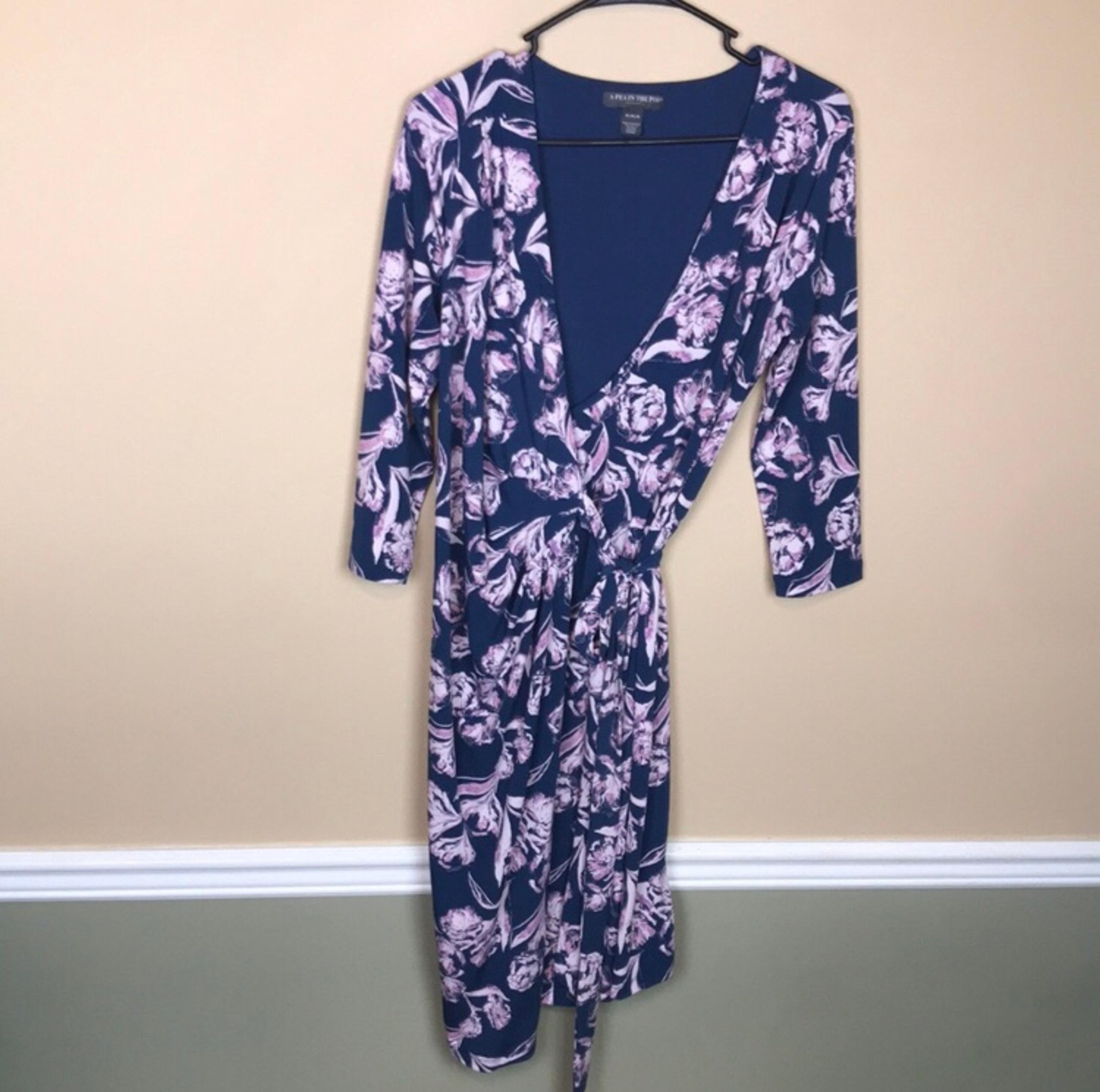 A Pea in the Pod Maternity Women’s Floral Print Wrap Tie Blue Pink Purple Dress