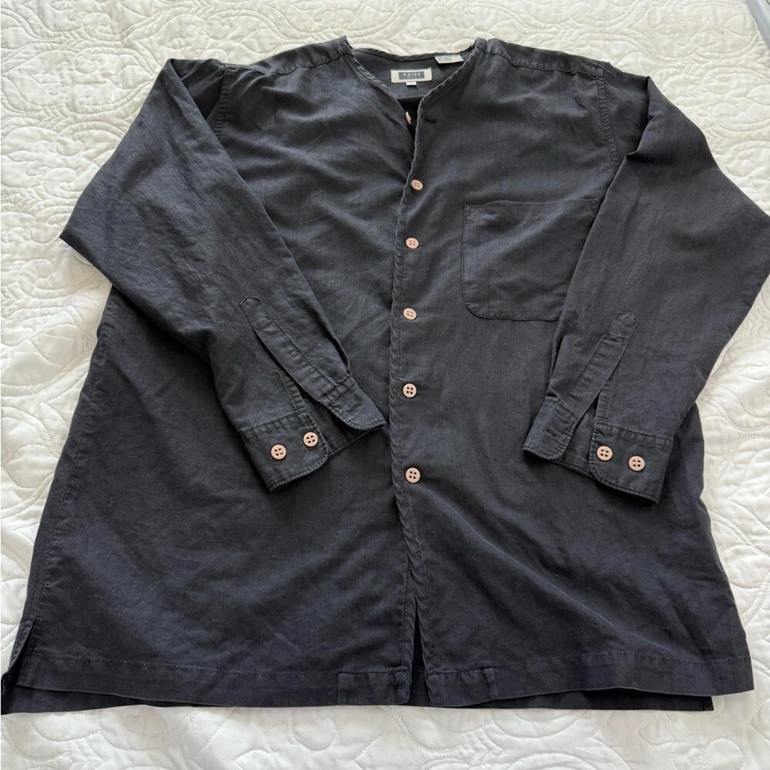 Reiss Linen Cotton Collarless V-Neck Button Up Long Sleeve Black Shirt Large EUC